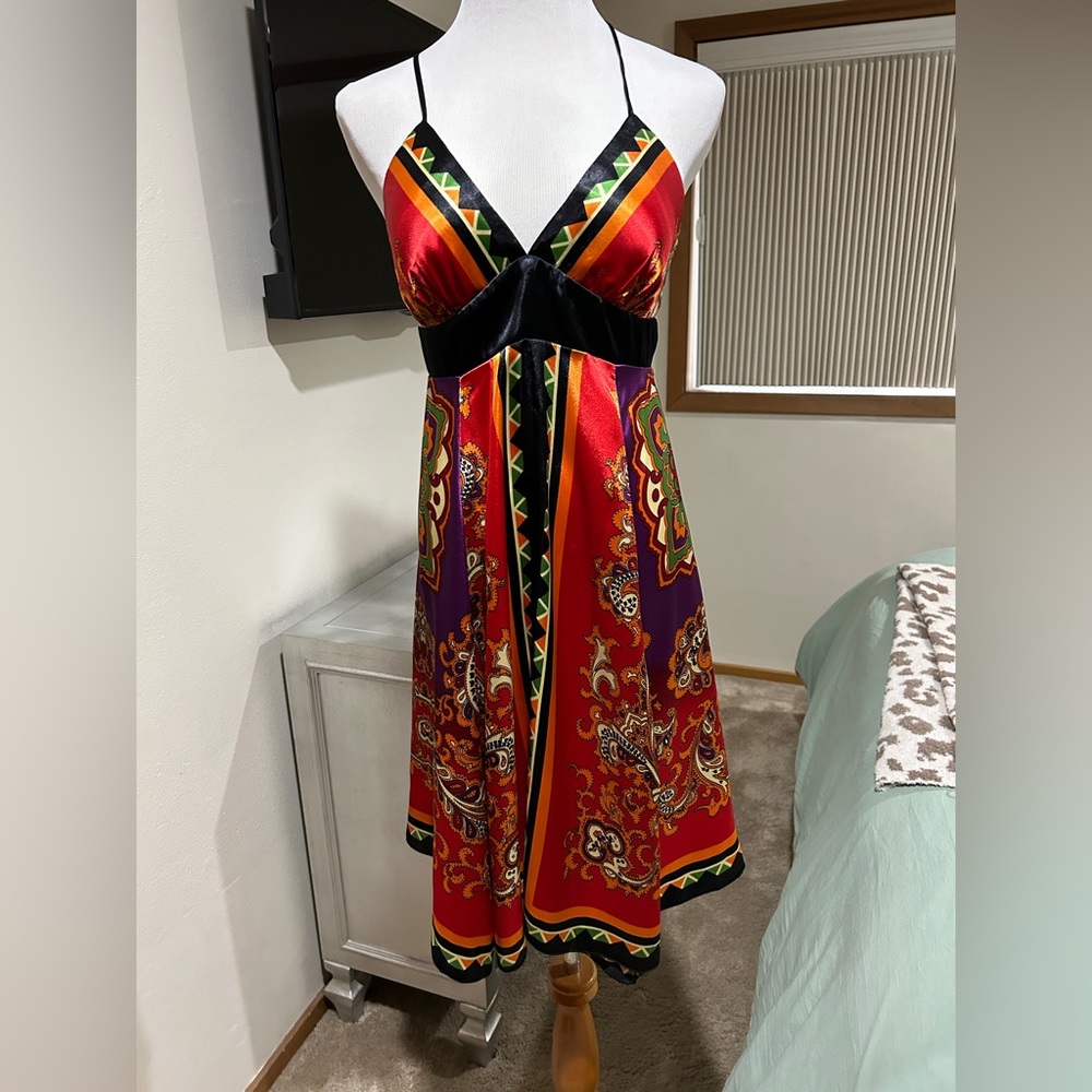 Beautiful Dance in Paris Beautiful V Neck Dress